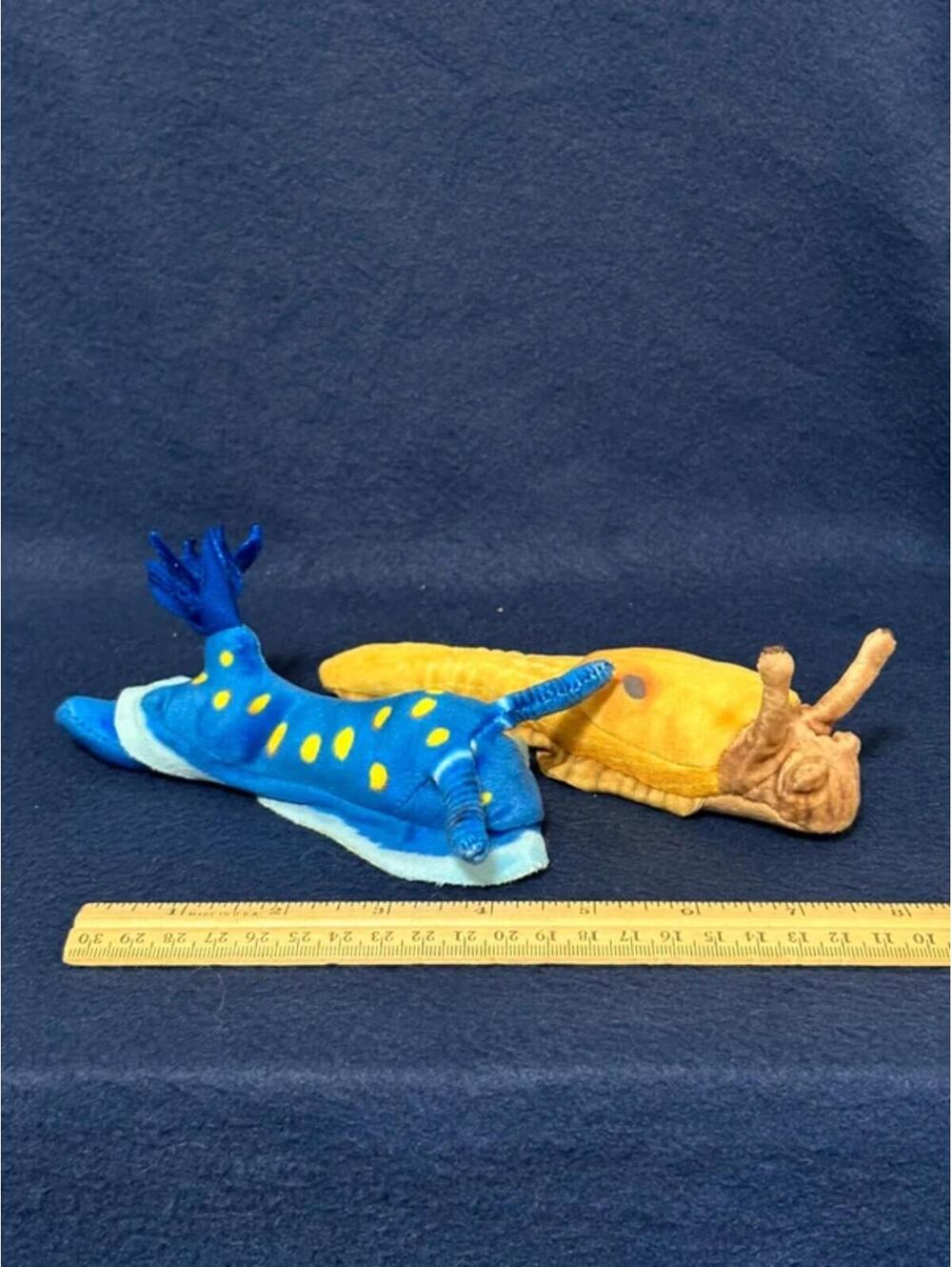 Folkmanis Puppets Blue & Brown Finger Puppets - Picture 2 of 3